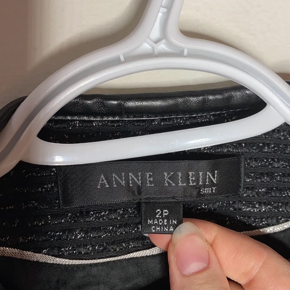 Anne Klein tweed faux leather trimmed jacket sz 2P - Image 10