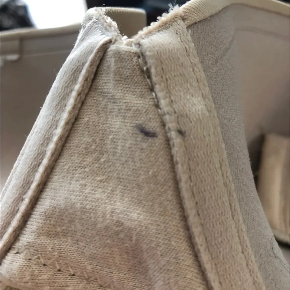 Maidenform stay put strapless size 38C - Image 9