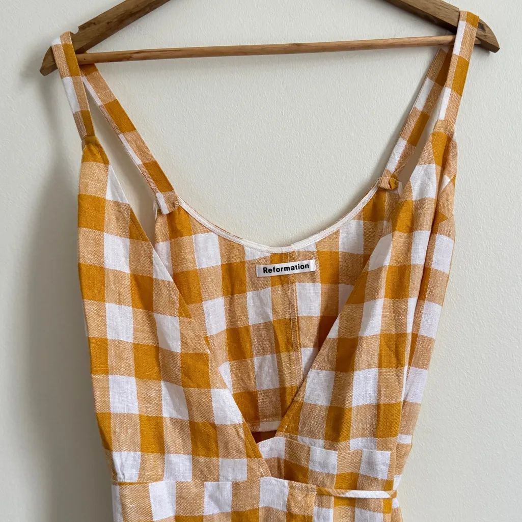 Reformation Beverly Linen Dress in Jeune Size Medium Gingham Yellow Wrap Midi - Image 4