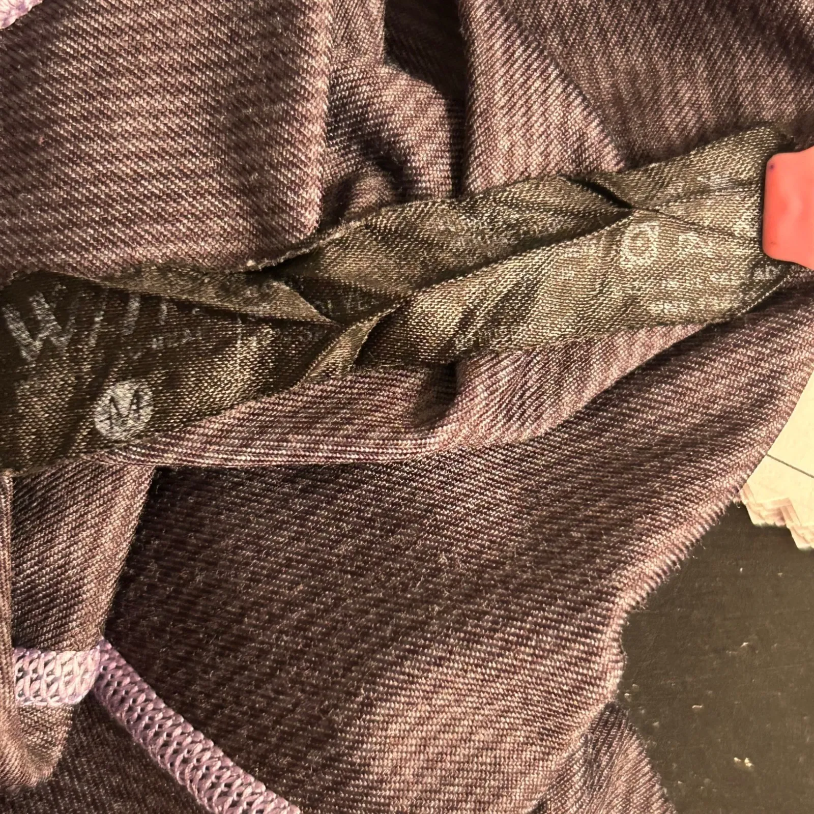 With Peloton Cropped Leggings Purple Medium - Image 7