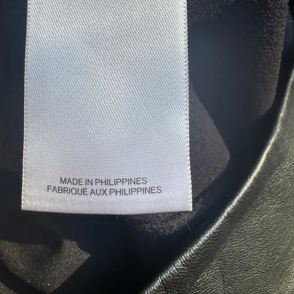 Express Black Faux Leather Mini Skirt Front Zip Ring Pull Size 2 - Image 5