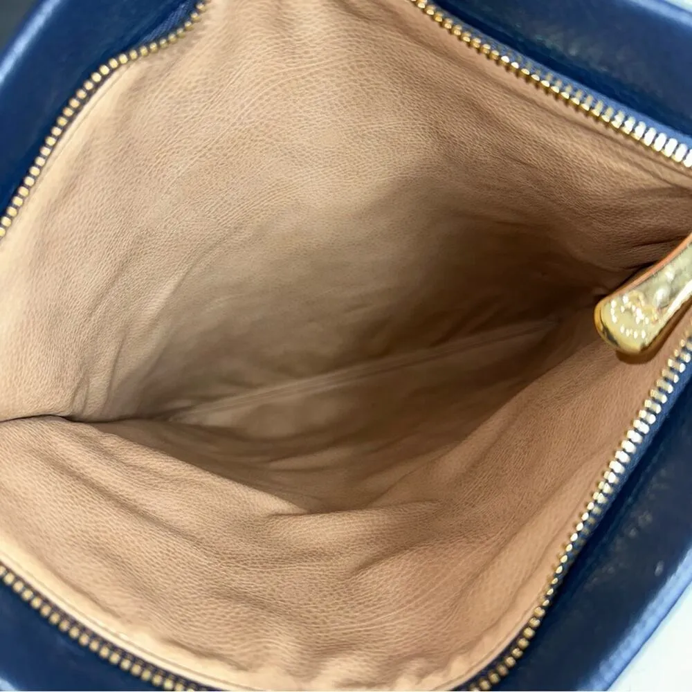 GiGi New York Navy Blue Leather Carly Fold Over Clutch Crossbody Bag - Image 5