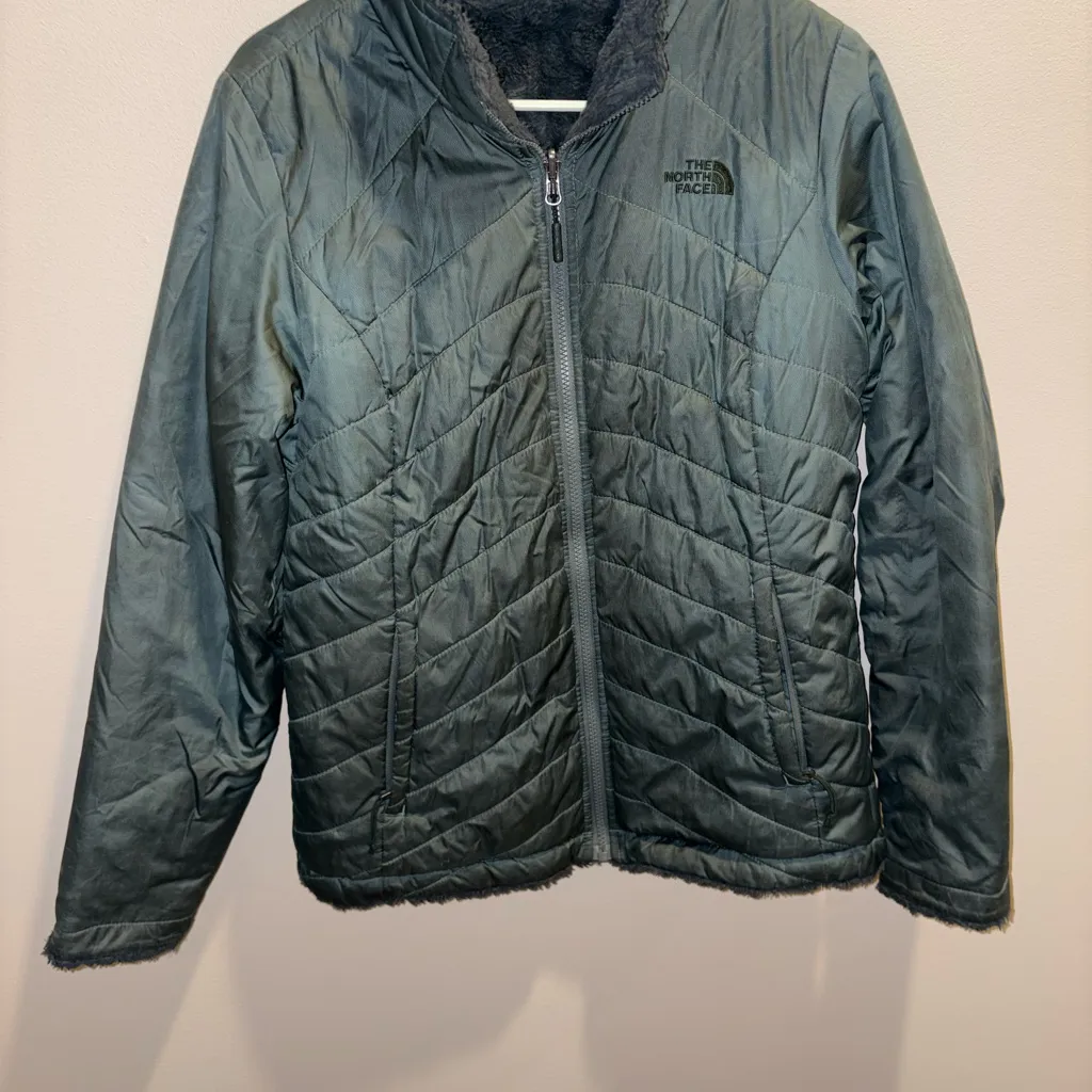 The North Face Fleece Jacket in Charcoal - Image 2