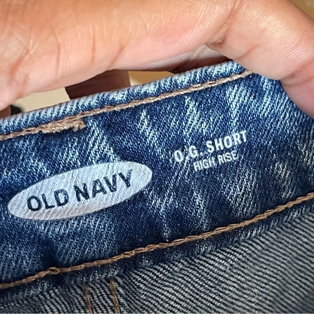 OLD NAVY | OG Short High Rise Cuffed Denim Shorts Sz 4 - Image 4