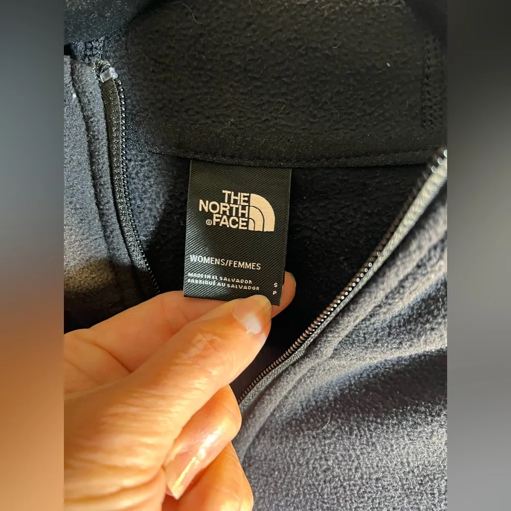 The North Face Blue Black Fleece Jacket S zip front pockets hoodie activewear - Image 7