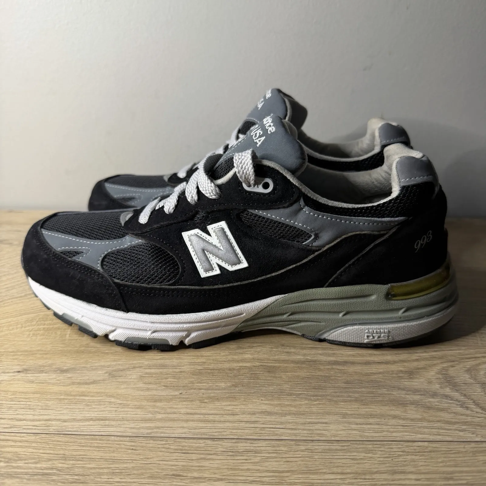 New Balance 993 Black Grey WR993BK Running Shoes Womens 8 Wide D Retro Runner - Image 3