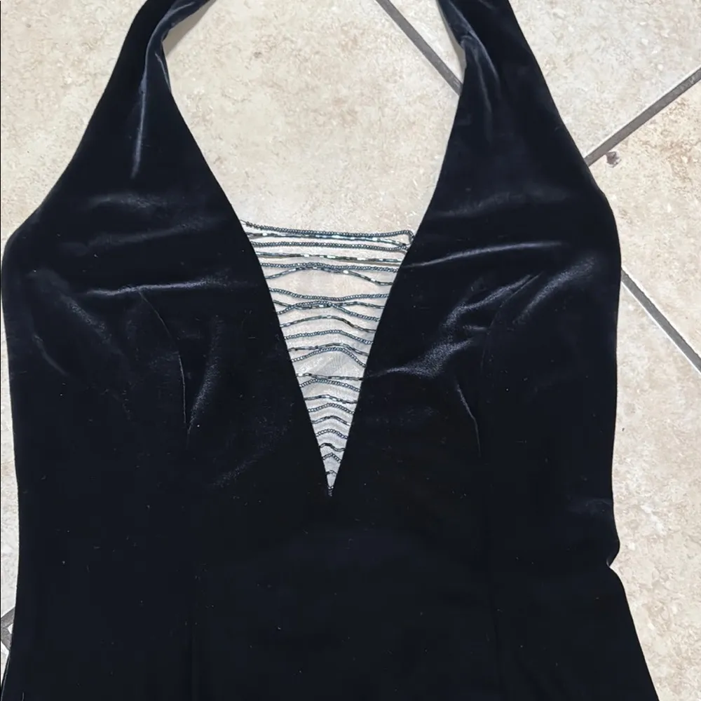 Betsy & Adam Elegant Black Halter Dress - Image 2