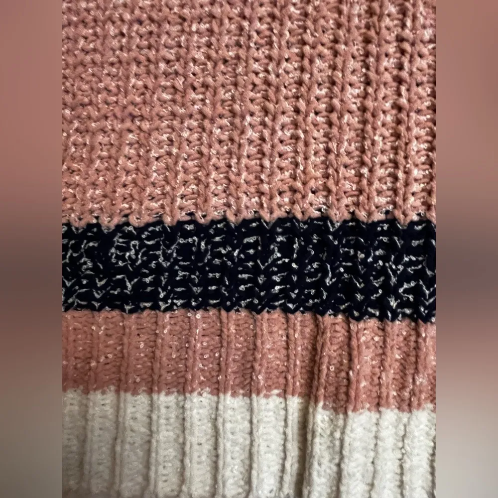 Takara pink cropped sweater - Image 4