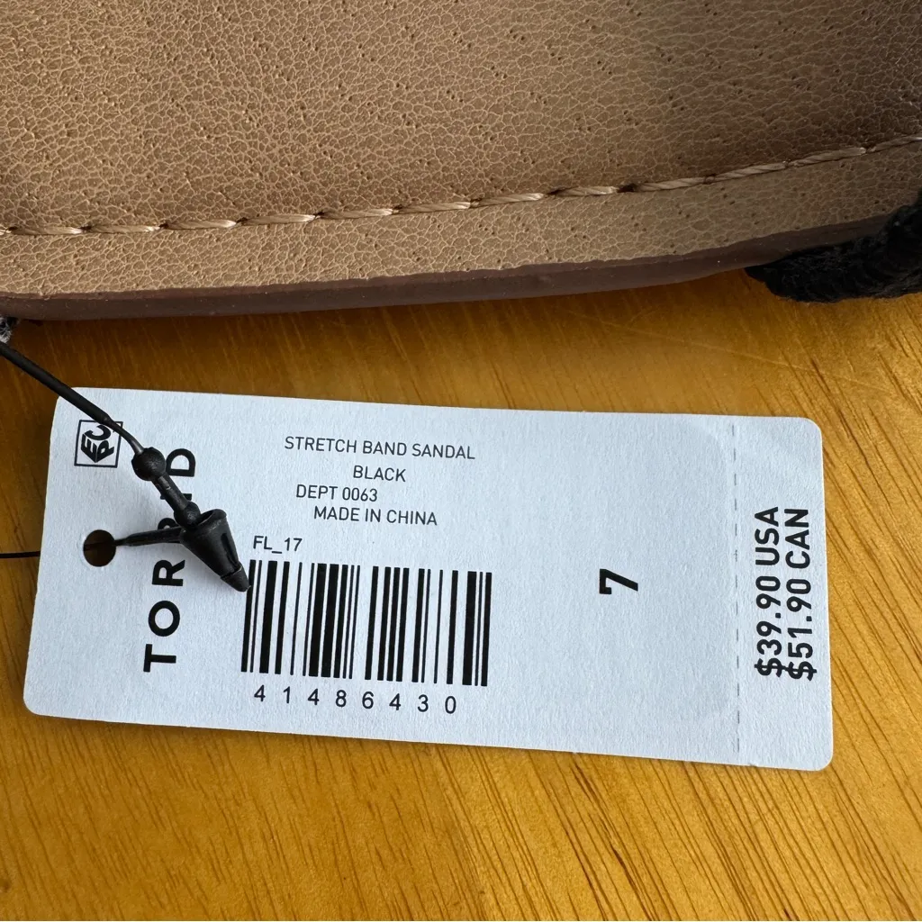 Torrid black stretch band sandals size 7 WW - Image 9