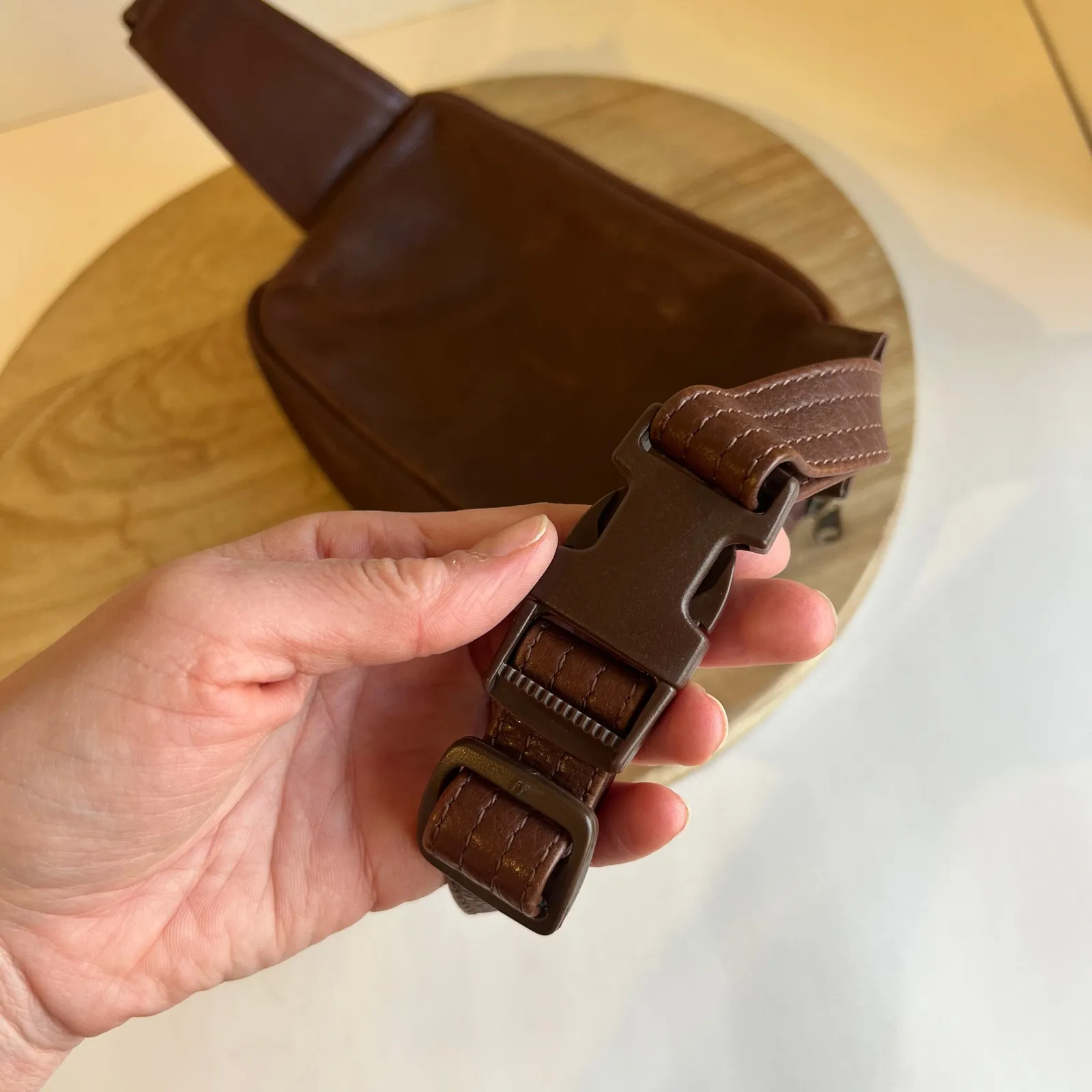 Brown Vintage 90s Soft Genuine Leather Zipper Small Crossbody Fanny Pack Bag - Image 9