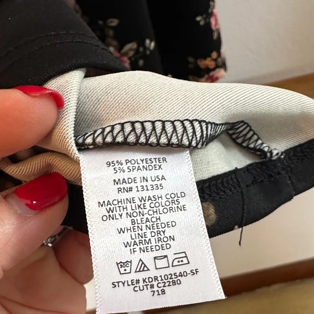 Nine Britton Black Floral Mini Dress - Image 4