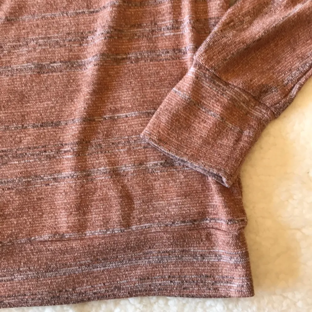 Forever 21 Lightweight Knit Sweater Top - Image 6