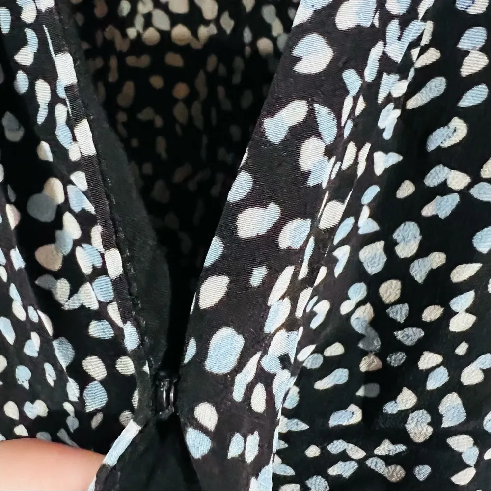 The Kooples Short Sleeve Wrap Patterned Mini Wrap Dress in Blue and Black Size 0 - Image 7