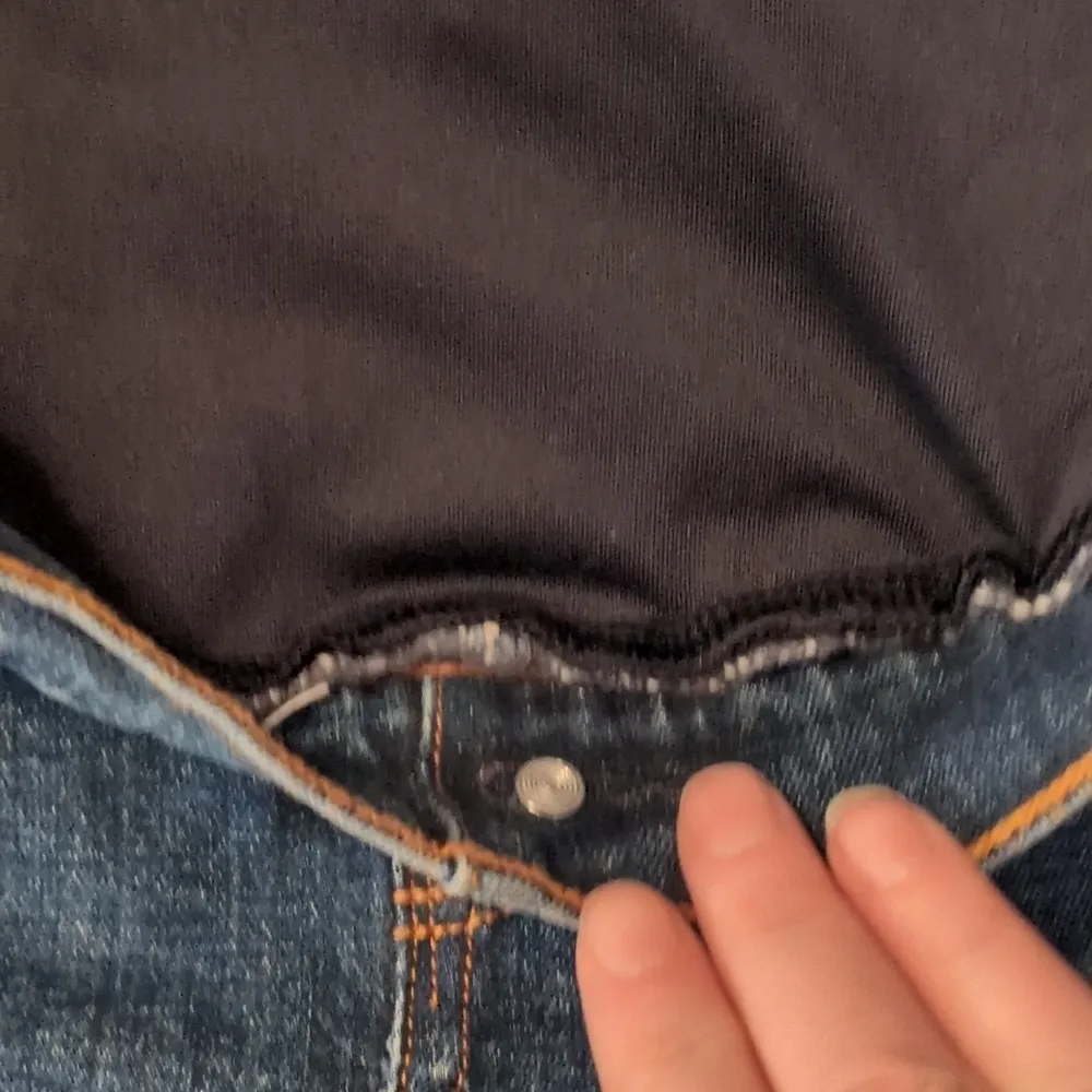 Abercrombie & Fitch Straight Maternity Jeans Size 27/4 - Image 2