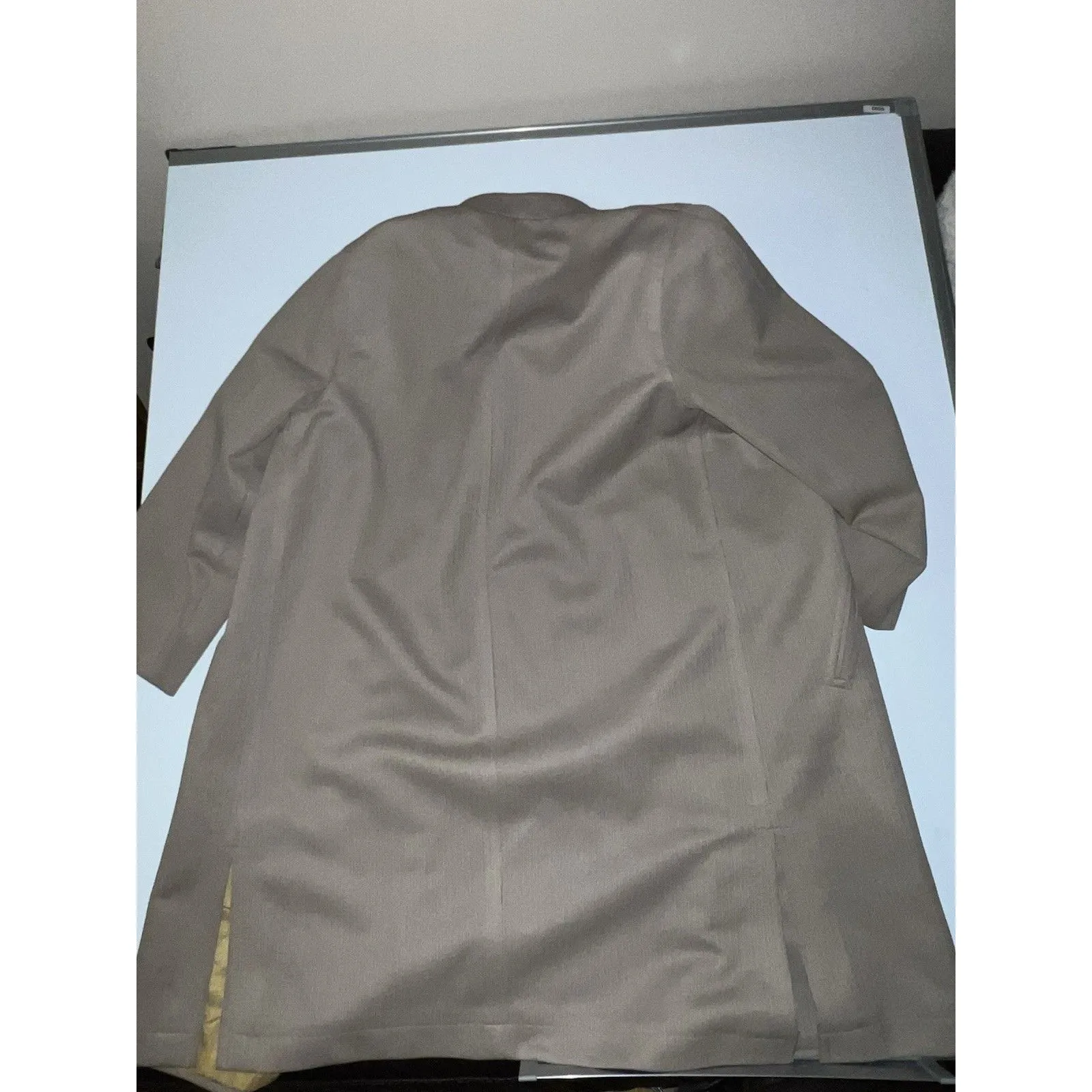 Misty Harbor Taupe Mod Raincoat Wear in Good Health Mandarin Collar Amber Button Size 8 - Image 13