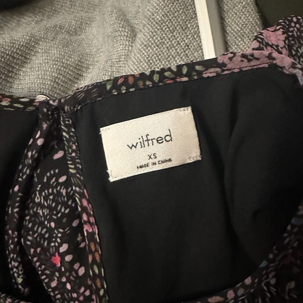 Aritzia Wilfred Black Floral Daydreamer Long Sleeve Pleated Mini Dress XS - Image 5