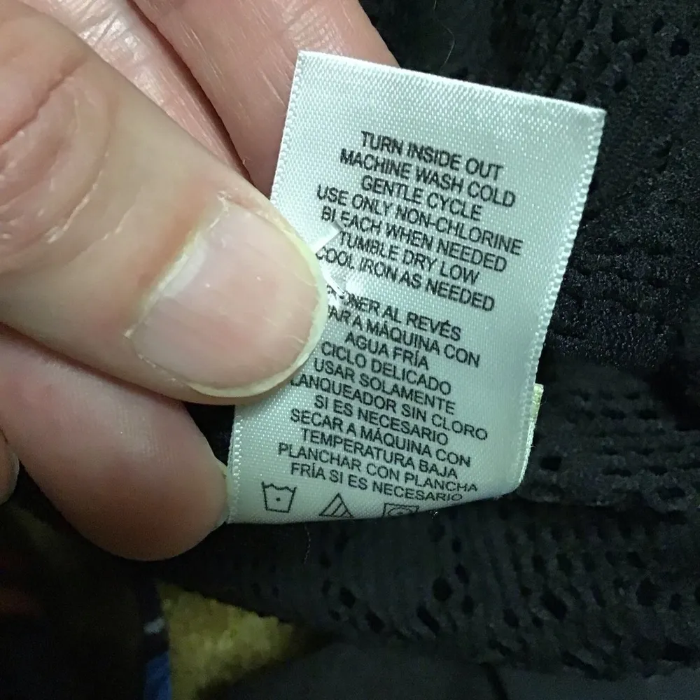 Black lace islander swim cover up - Image 3