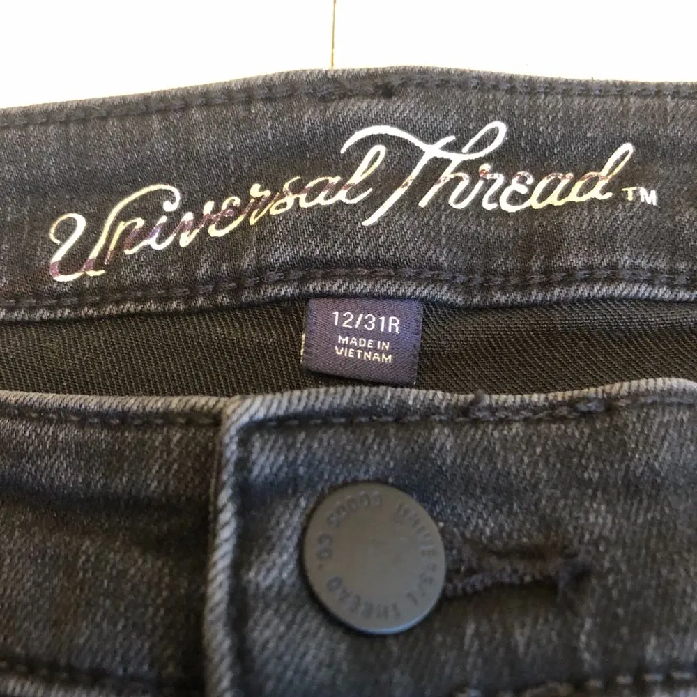 Universal Thread Black Jeans Size 12 - Image 5