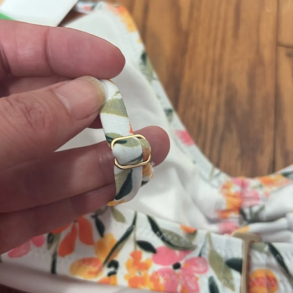 JESSICA SIMPSON White Floral Ruche Summer Dreaming Bikini Top Swimsuit Large NWT - Image 6