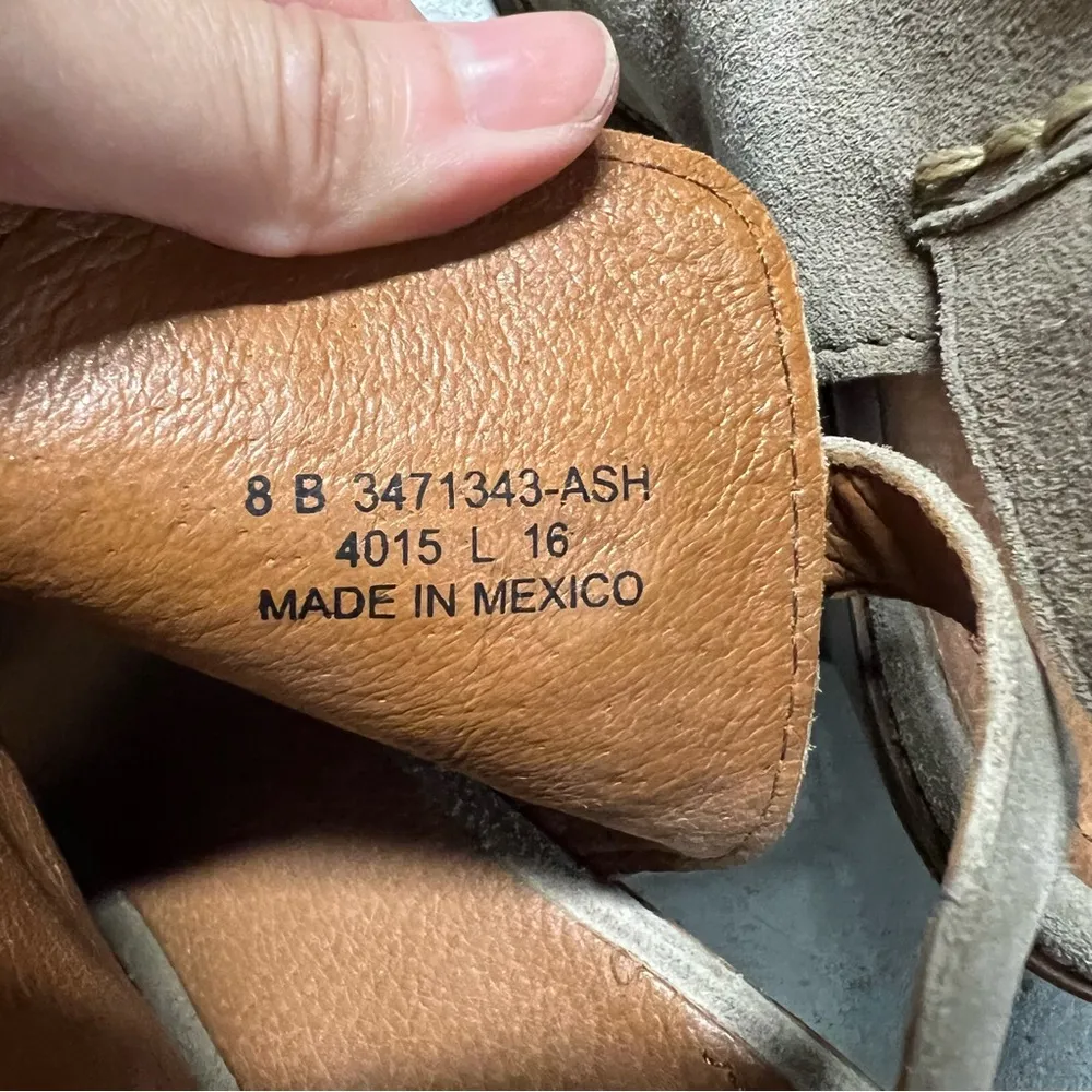 FRYE Courtney Slingback Tan Beige Peeptoe Suede Block Heel Sandals Size 8 EUC - Image 8