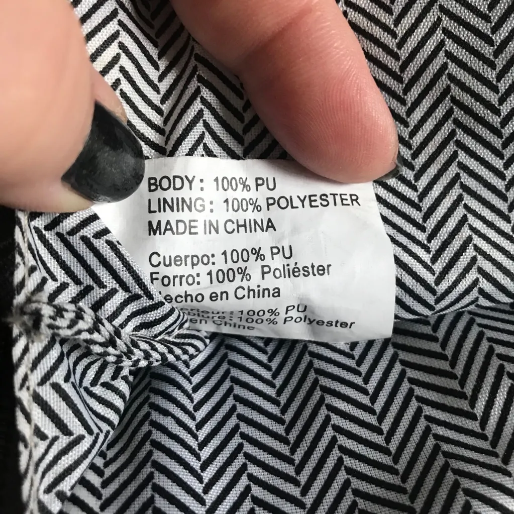 STEVE MADDEN GRAY FAUX LEATHER CROSSBODY PURSE WITH CHAIN STRAP - Image 10