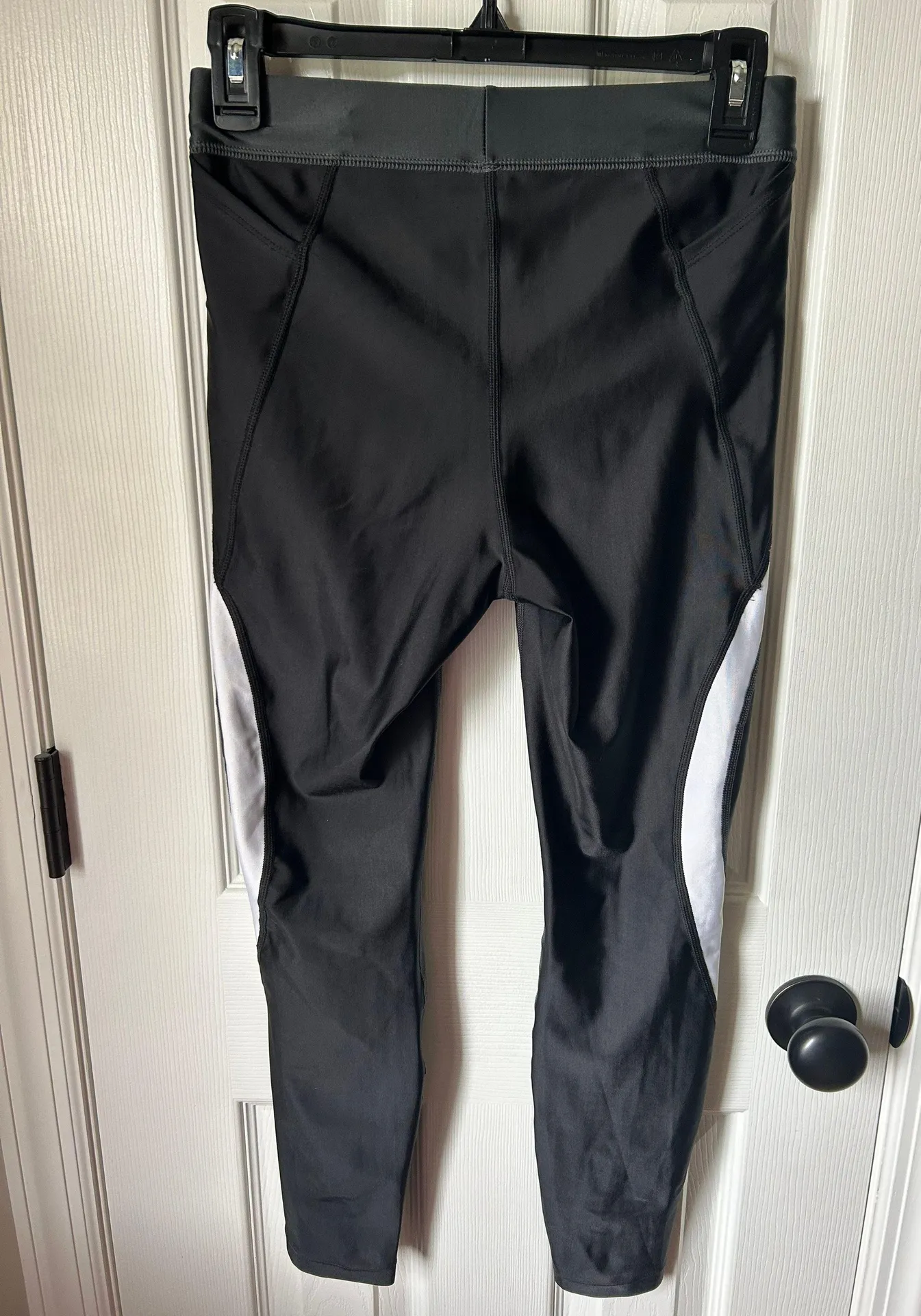 Women’s Athletic 3/4 Leggings - Image 3