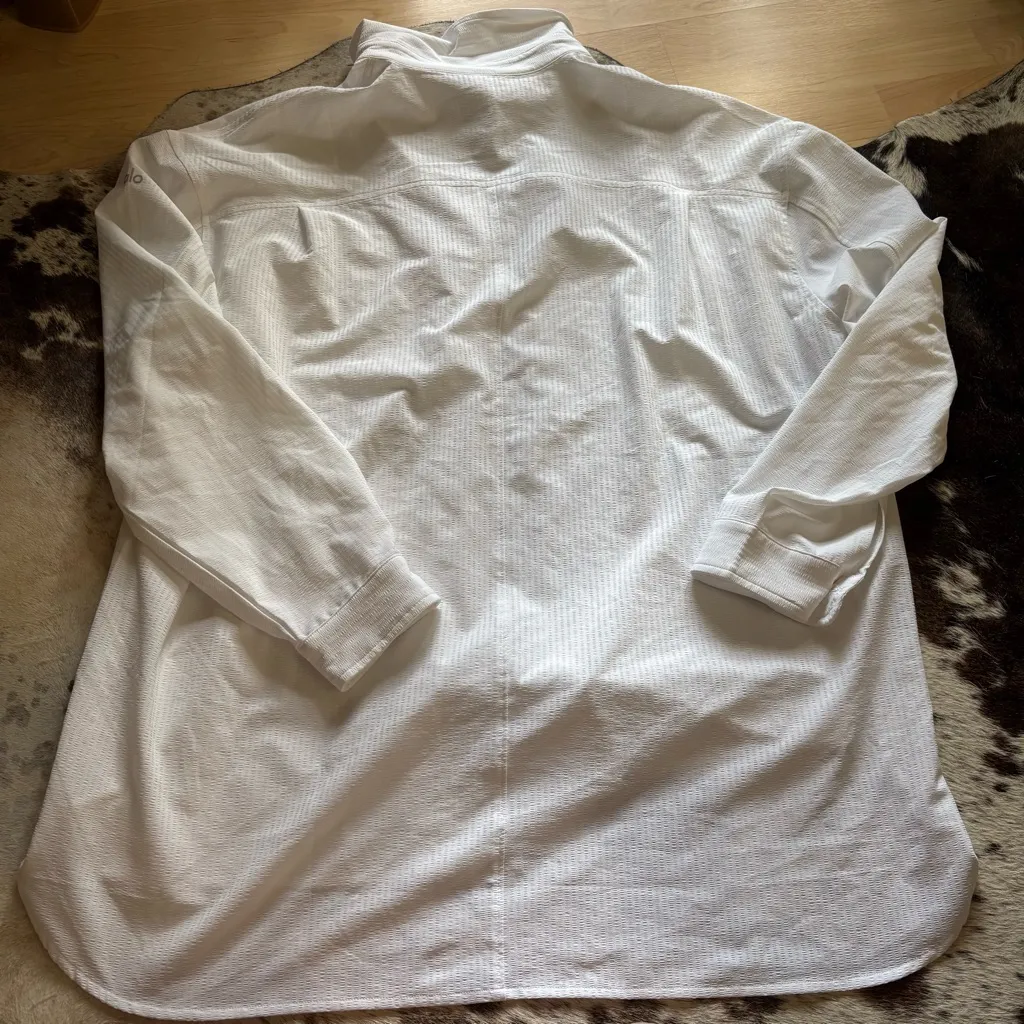 ALO Dreamscape Button Down Long‎ Sleeve Size Large In White - Image 10