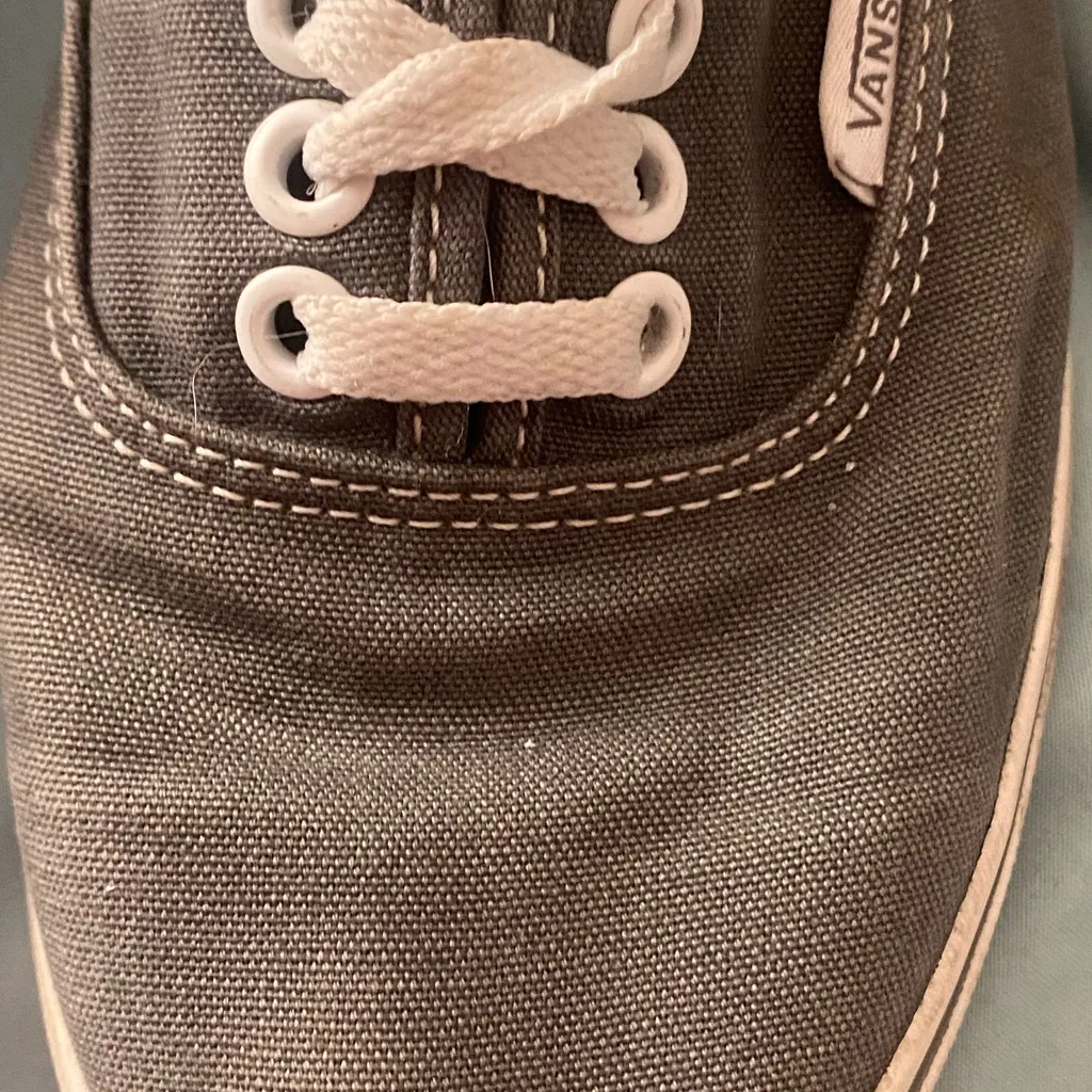 Vans Womens Gray Grey Low Top Tennis Shoes Size 7 Sneakers Used - Image 4