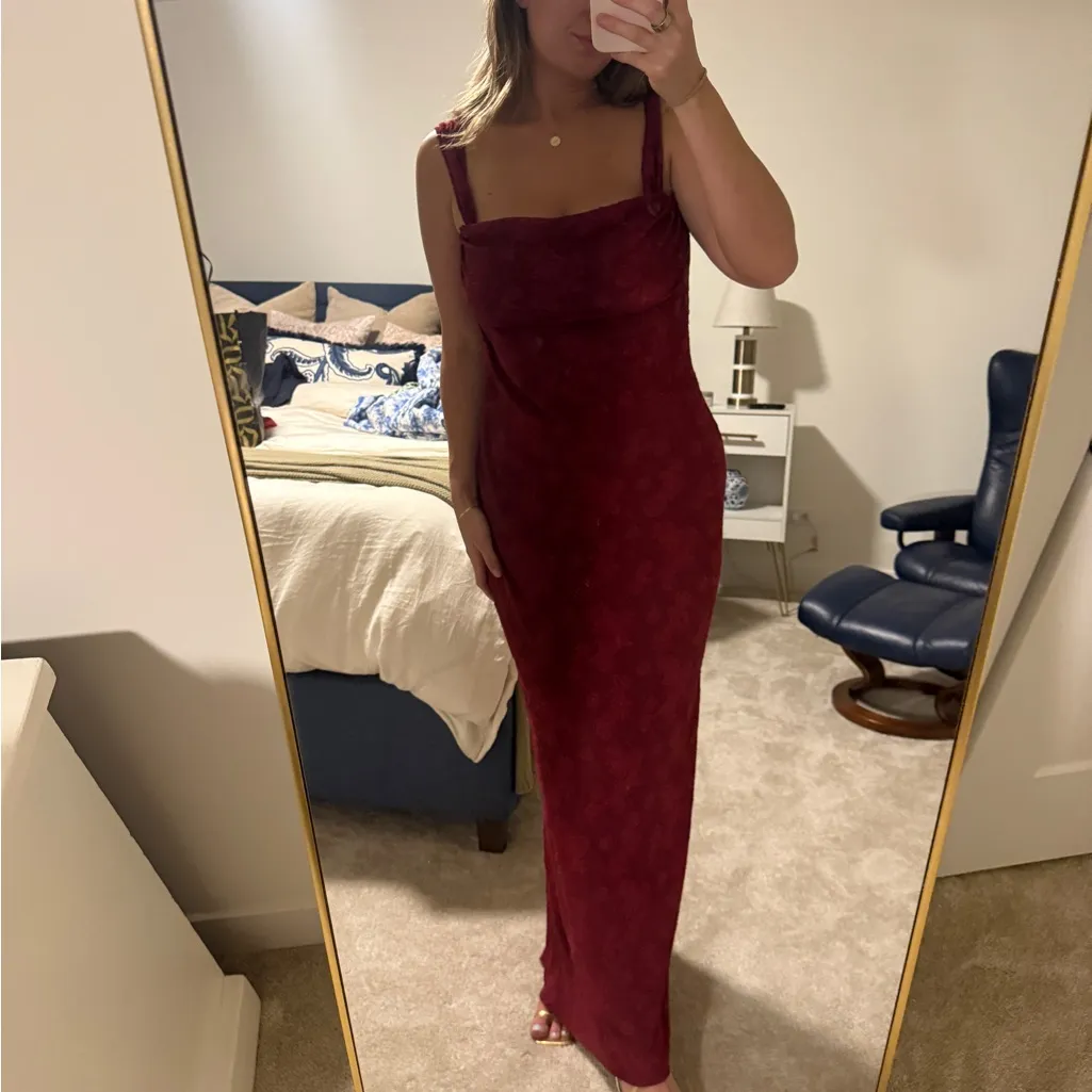 Princess Polly Azura Off The Shoulder Maxi Dress Burgundy - Image 5