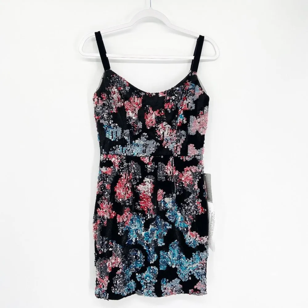 Dress the Population Lindsay Demi Neckline Sheath Dress - Image 47