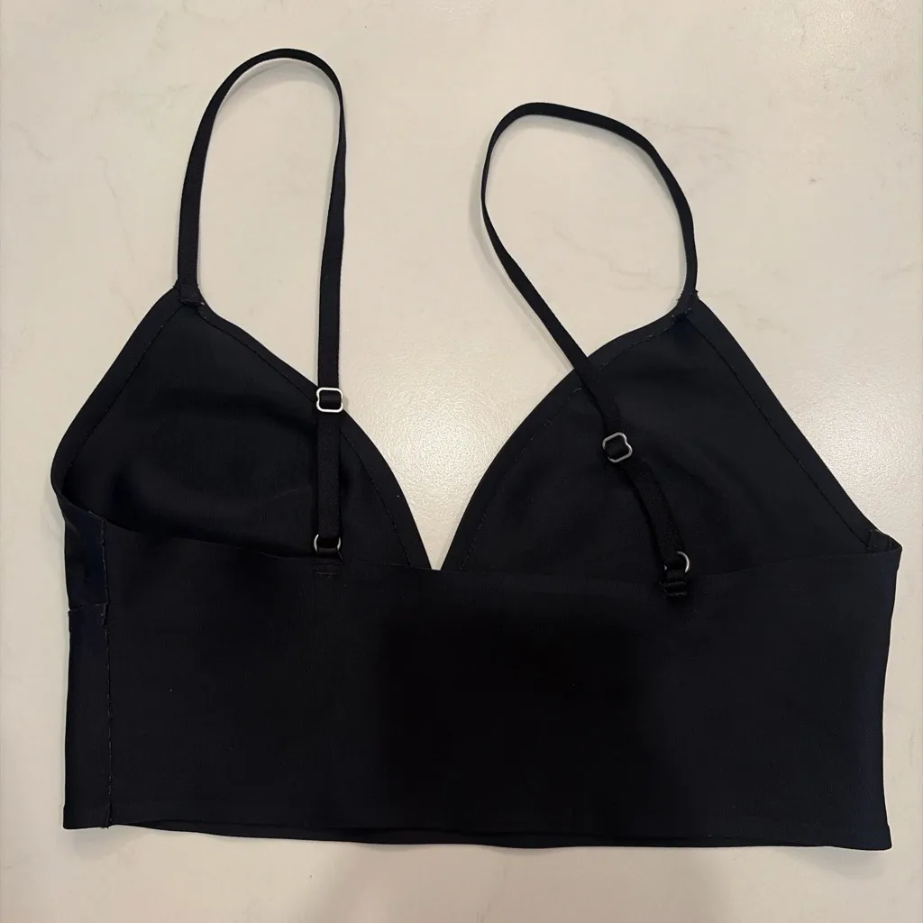 Gilly Hicks Black Bralette size small - Image 3