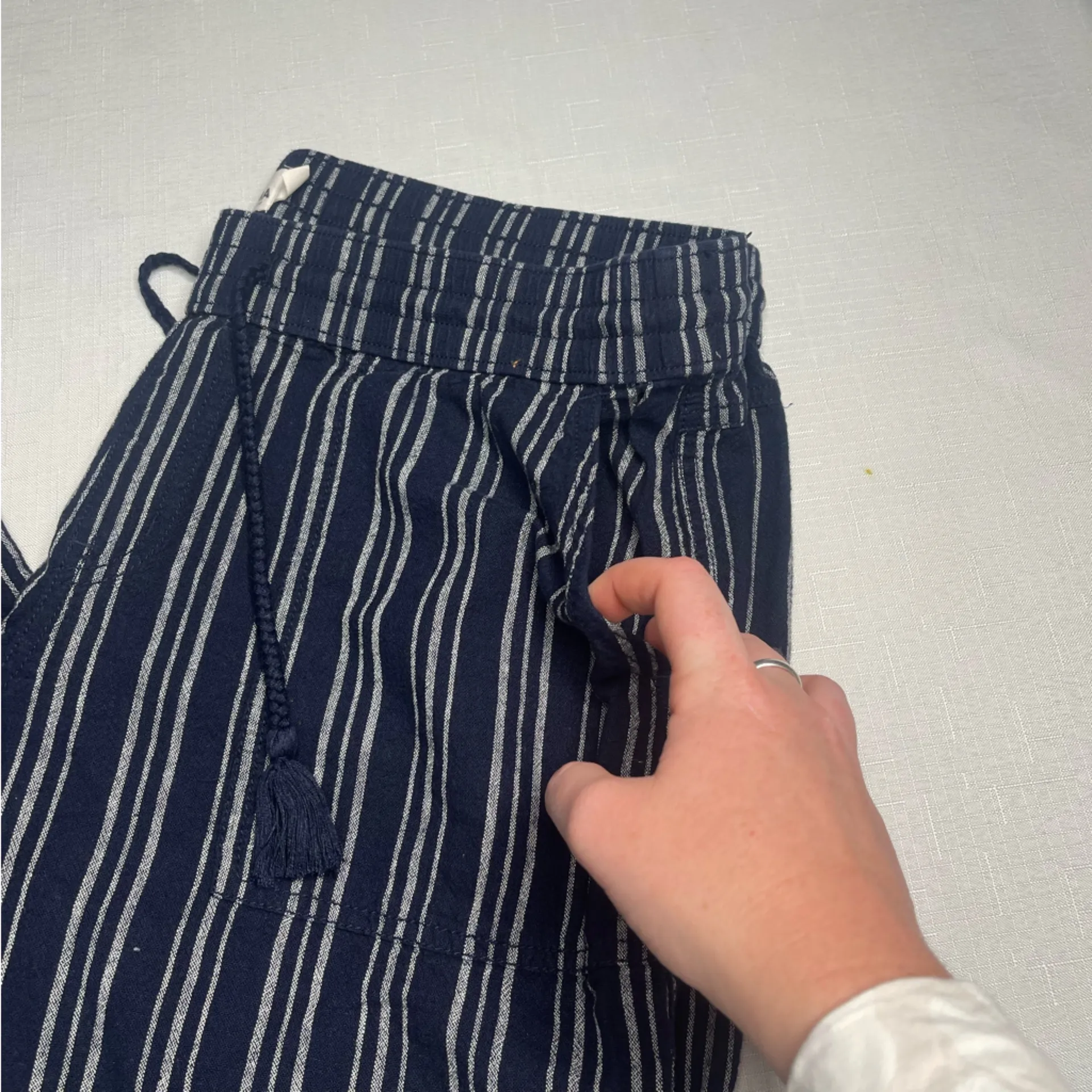 Sonoma Navy Blue and White Striped Linen-Blend Wide Leg Pants (Large) - Image 3
