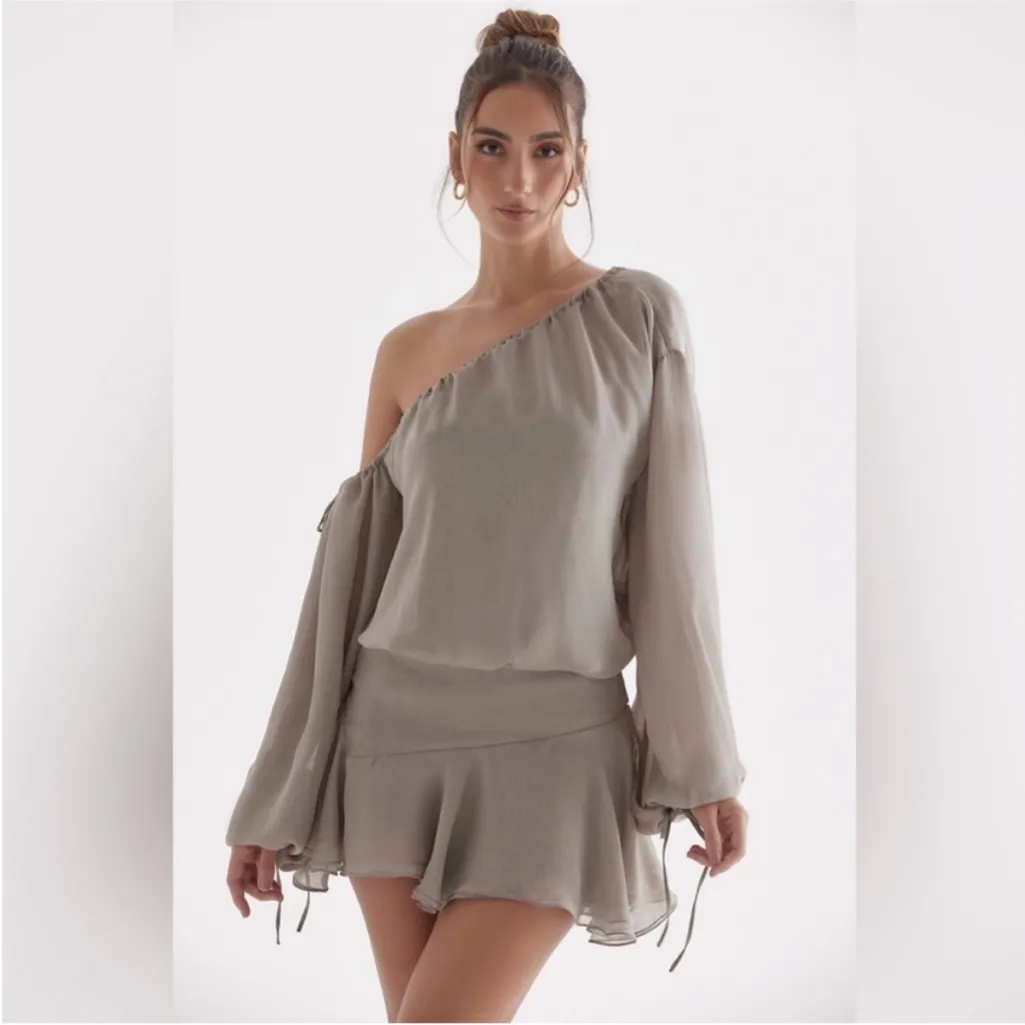 HOUSE OF CB 'Wilhelmina' Ash Green Off‎ Shoulder Dress NWOT L - Image 7