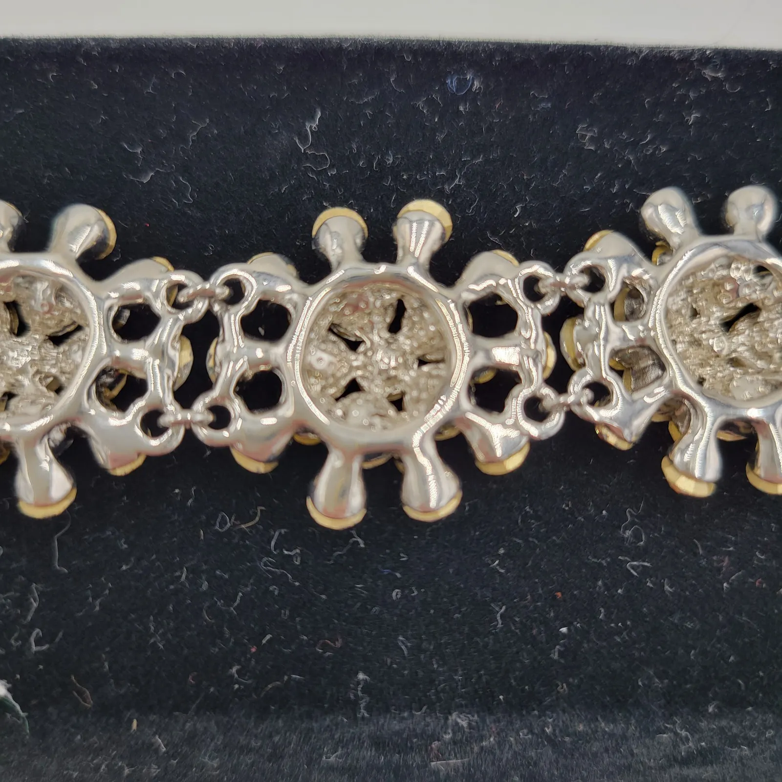 Vintage Womens Silver Tone Crystals‎ Rhinestone Bracelet Bridal Accessories - Image 5