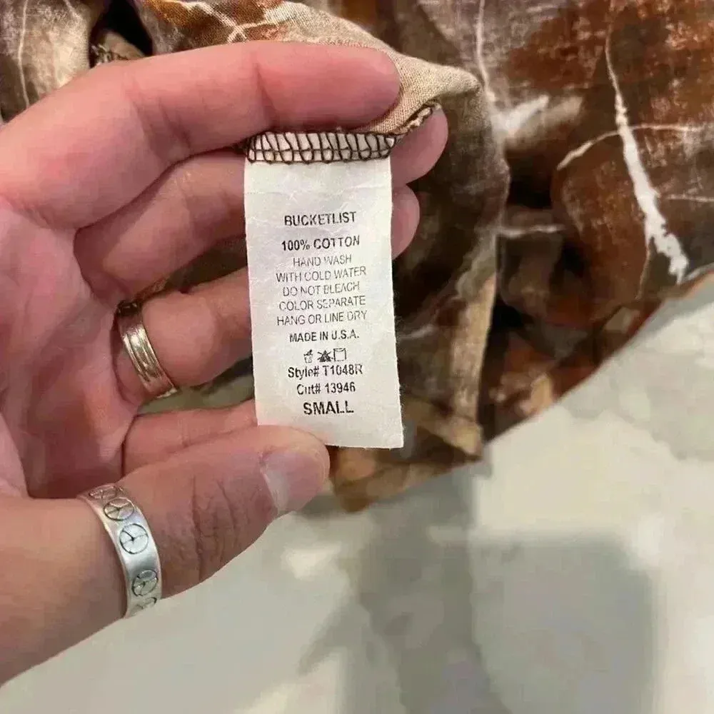 Bucket List Mood Setter Multi Brown LongSleeve Smocked VNeck Blouse Womens Small - Image 7