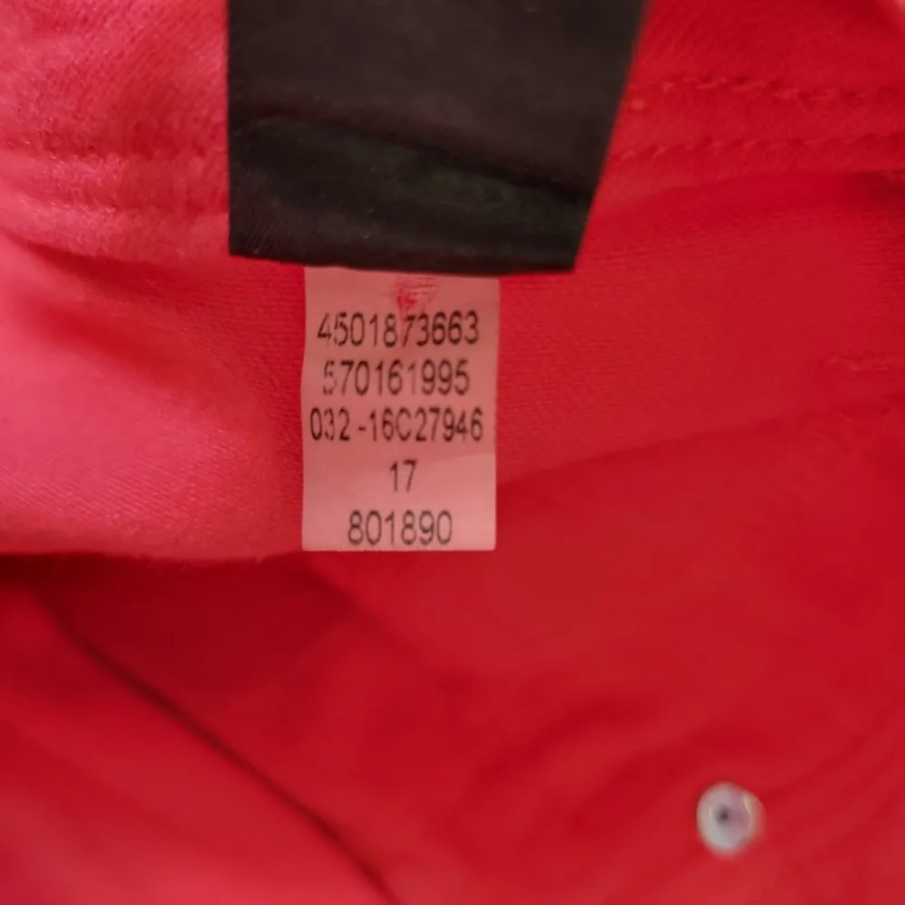 Chico So Slimming Red Girlfriend Crops Size 00 (2) - Image 7