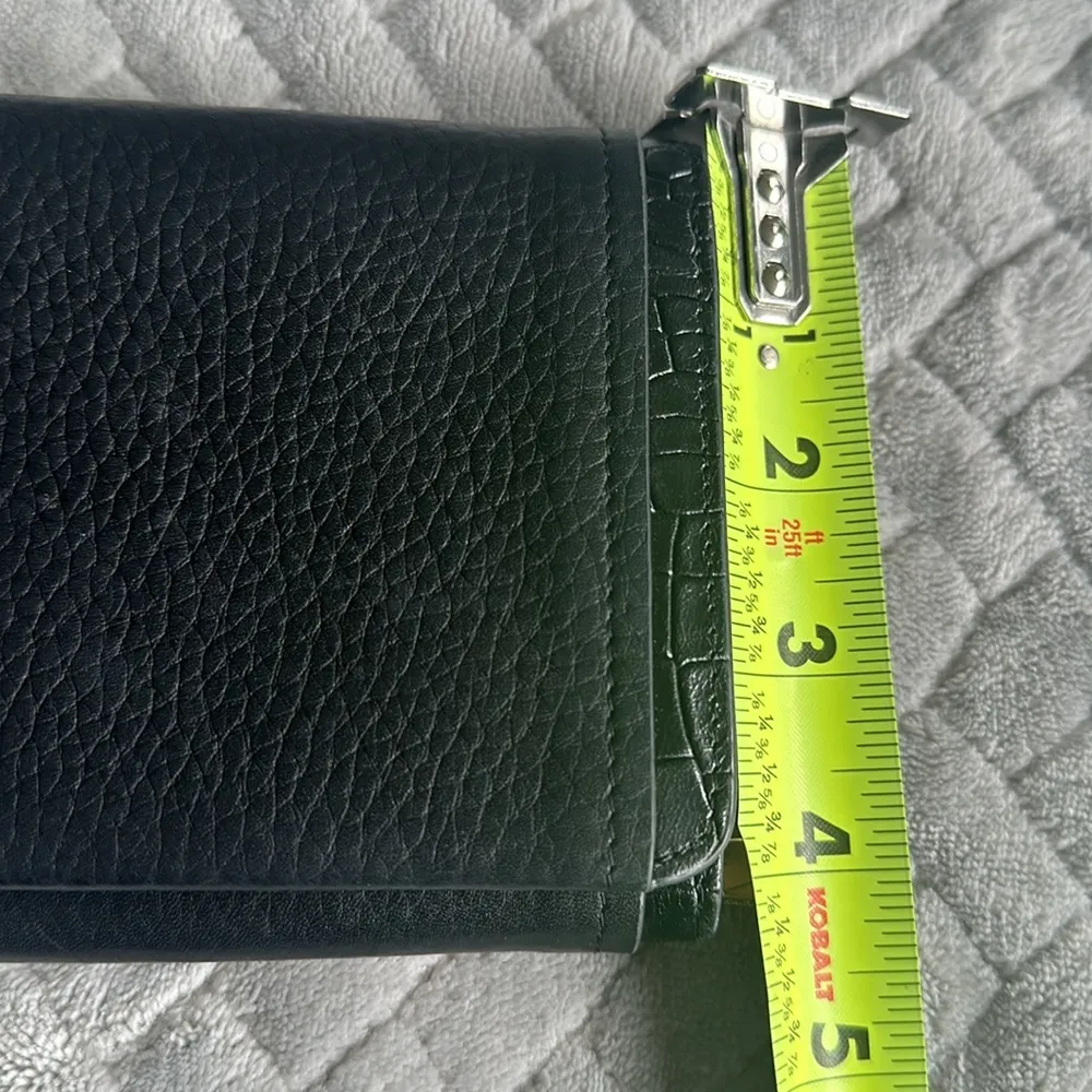 Women's Baylis Road 2.0 Faux
Croc Flap Over Wallet - Image 8