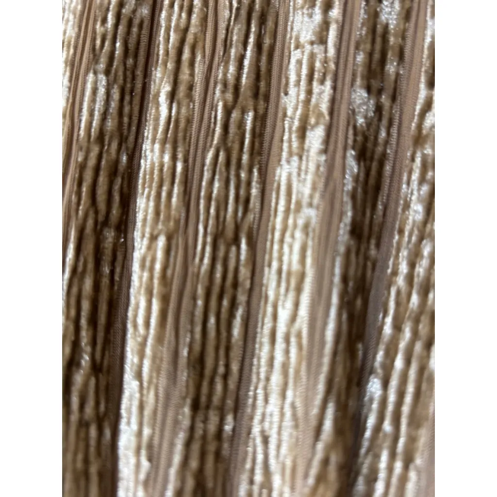 Alice Blue Gold Plissé Wide Leg Pants, Medium - Image 5