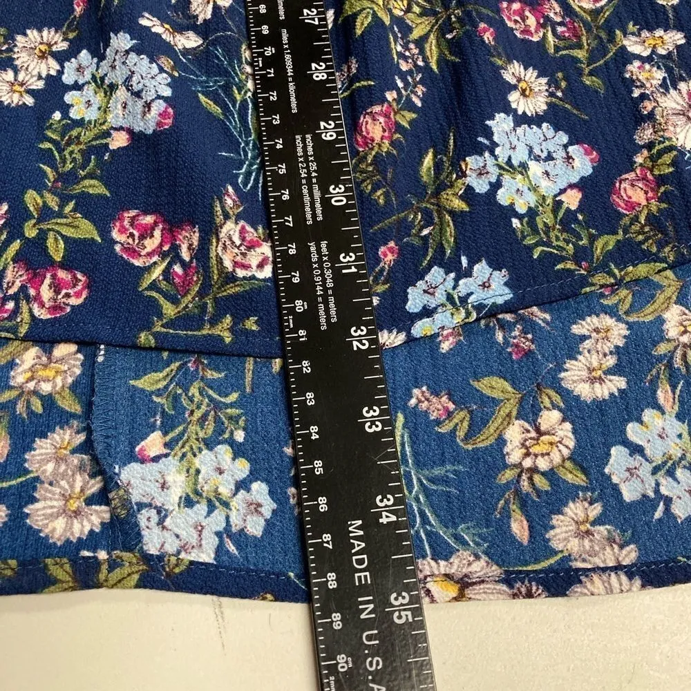 UMGEE,‎ USA, Women’s Blue Floral Top, Bell Sleeves, Empire Waist, Size Small, - Image 6