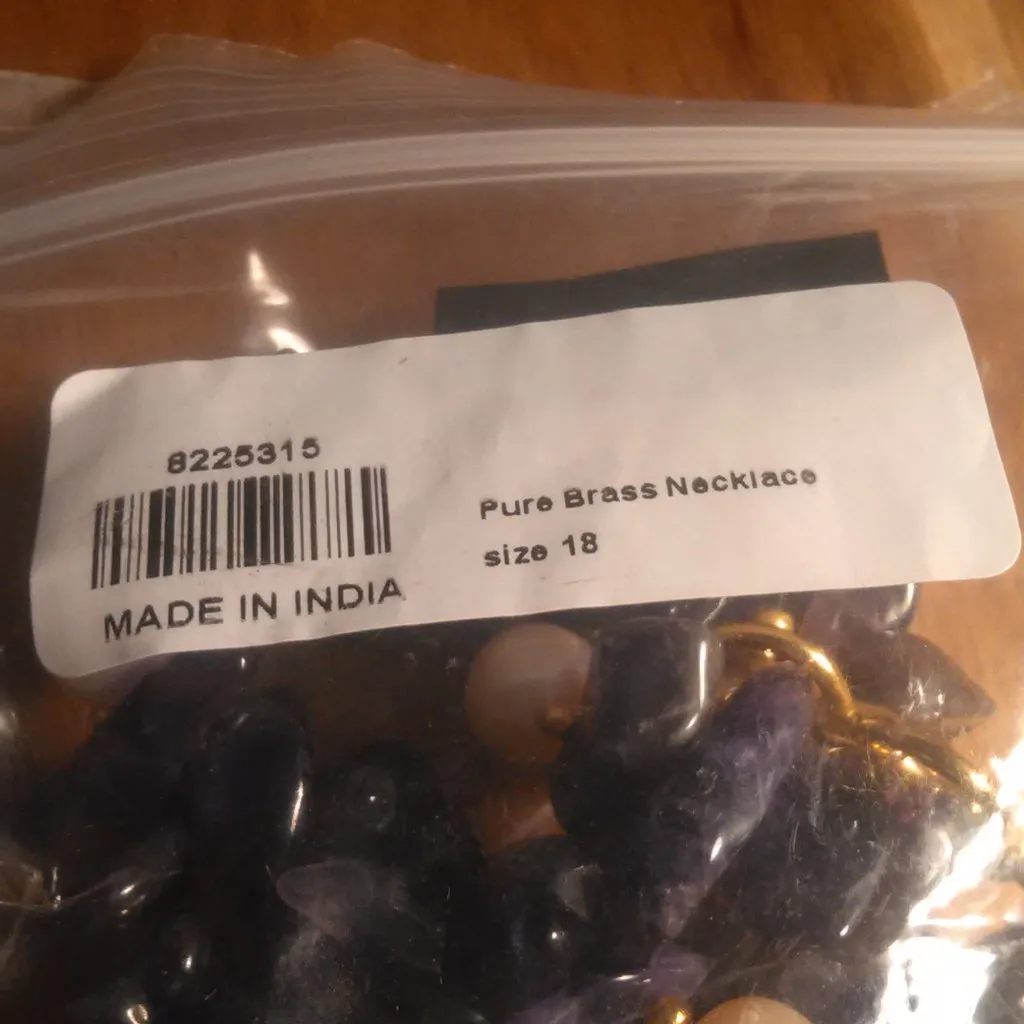 African Amethyst Chips and White Freshwater Pearl 18 Inch Necklace - Image 11