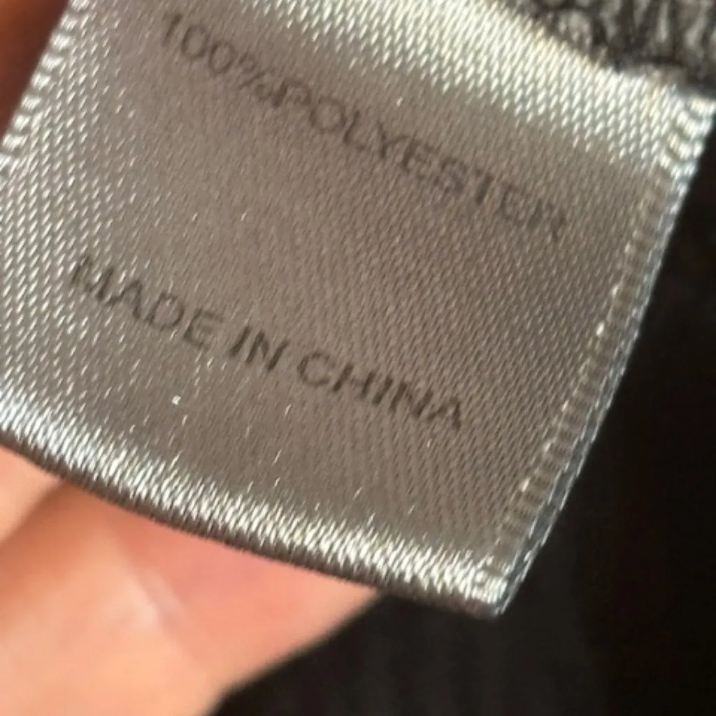 Damee Vest Sleeveless Women's Size 2X Velour Black‎ Gray - Image 4