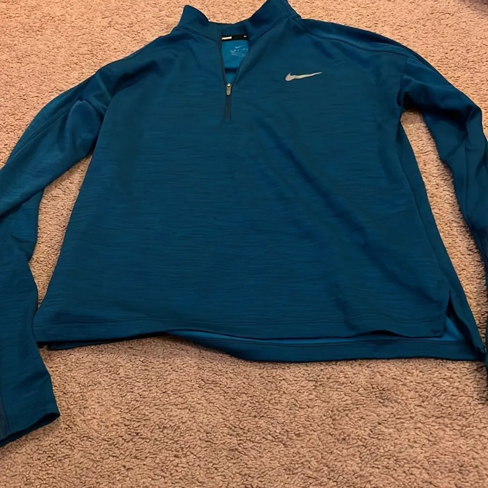 Nike quarter zip small - Image 4