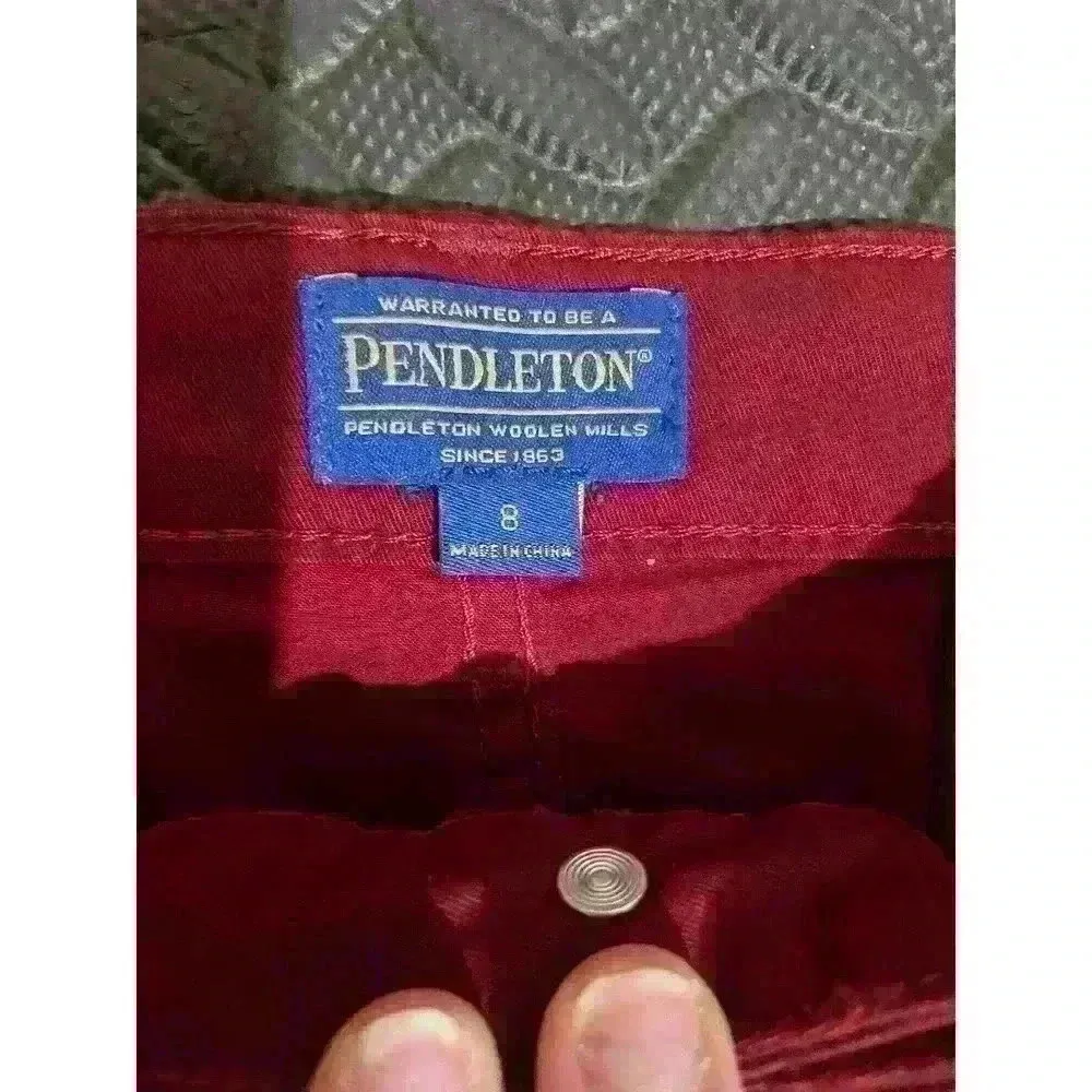 NWT Women’s Pendleton Red Classic Pants, size 8 - Image 4