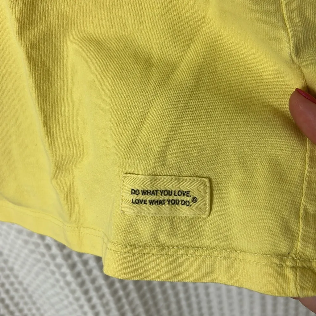 Life Is Good Women's Large Just Add Water Boat Crusher Tee Yellow - Image 4