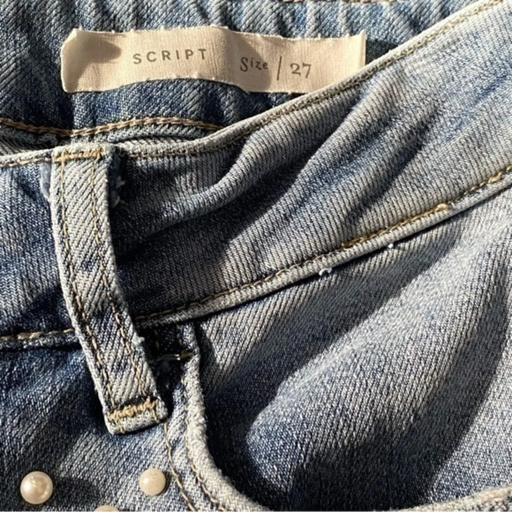 Pilcro Anthropologie Women’s 27 Light Blue Script High Rise Pearl Skinny Jeans - Image 10