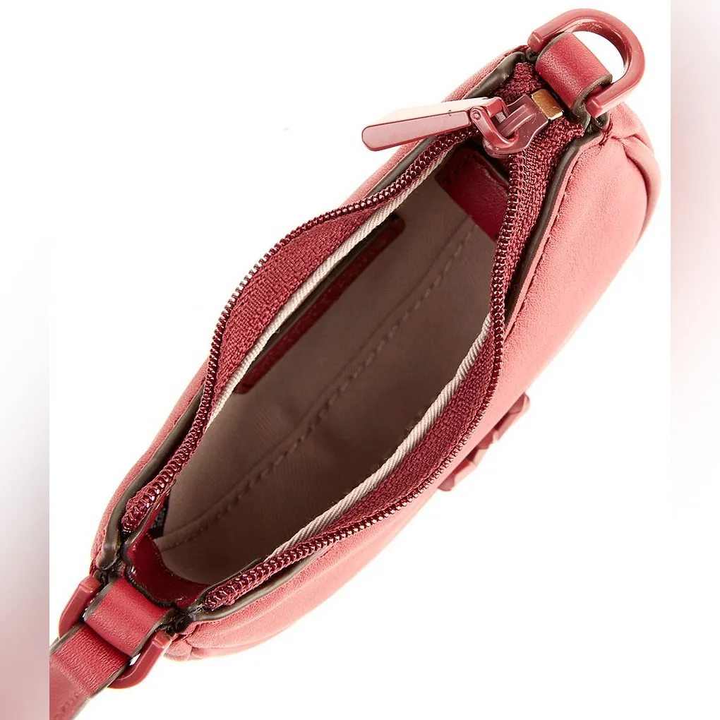 Michael Kors
Kyla Leather Bag Charm - Image 3