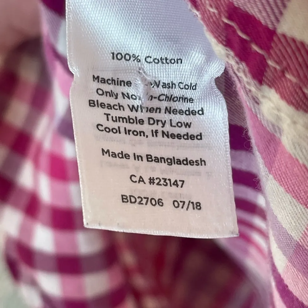 Talbots Pink Purple and White Checkered Button Down Shirt size small - Image 11
