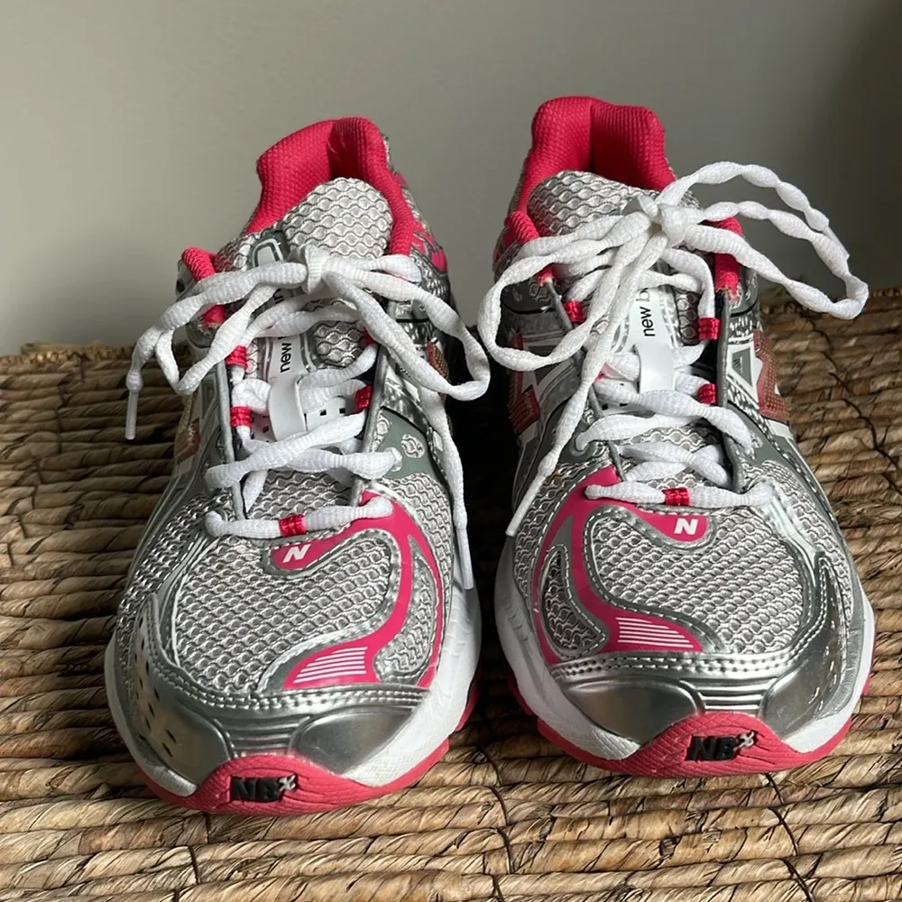 New Balance Women’s 1224 Running Shoe - Image 3