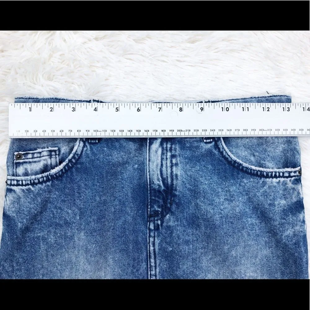 H&M Divided Acid Wash Cutoff Denim Jean Skirt Size 2 - Image 3