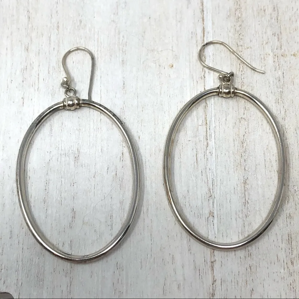 Sterling silver oval shaped earring, 7g - Image 2
